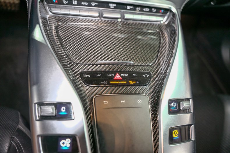 2020 Mercedes-Benz AMG GT - photo 11